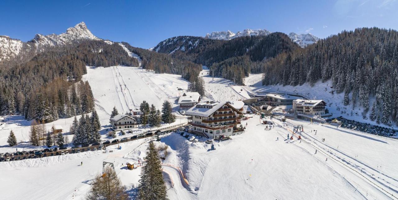 Hotel Alaska سيلفا دي فال جاردينا المظهر الخارجي الصورة